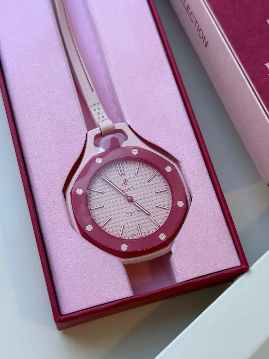 Montre Royal Pop Swatch X AP